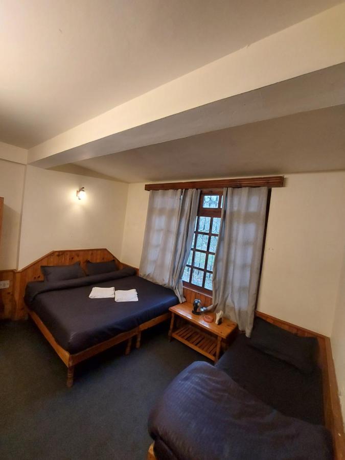 Mars Monkey Hostel & Cafe Manāli Extérieur photo